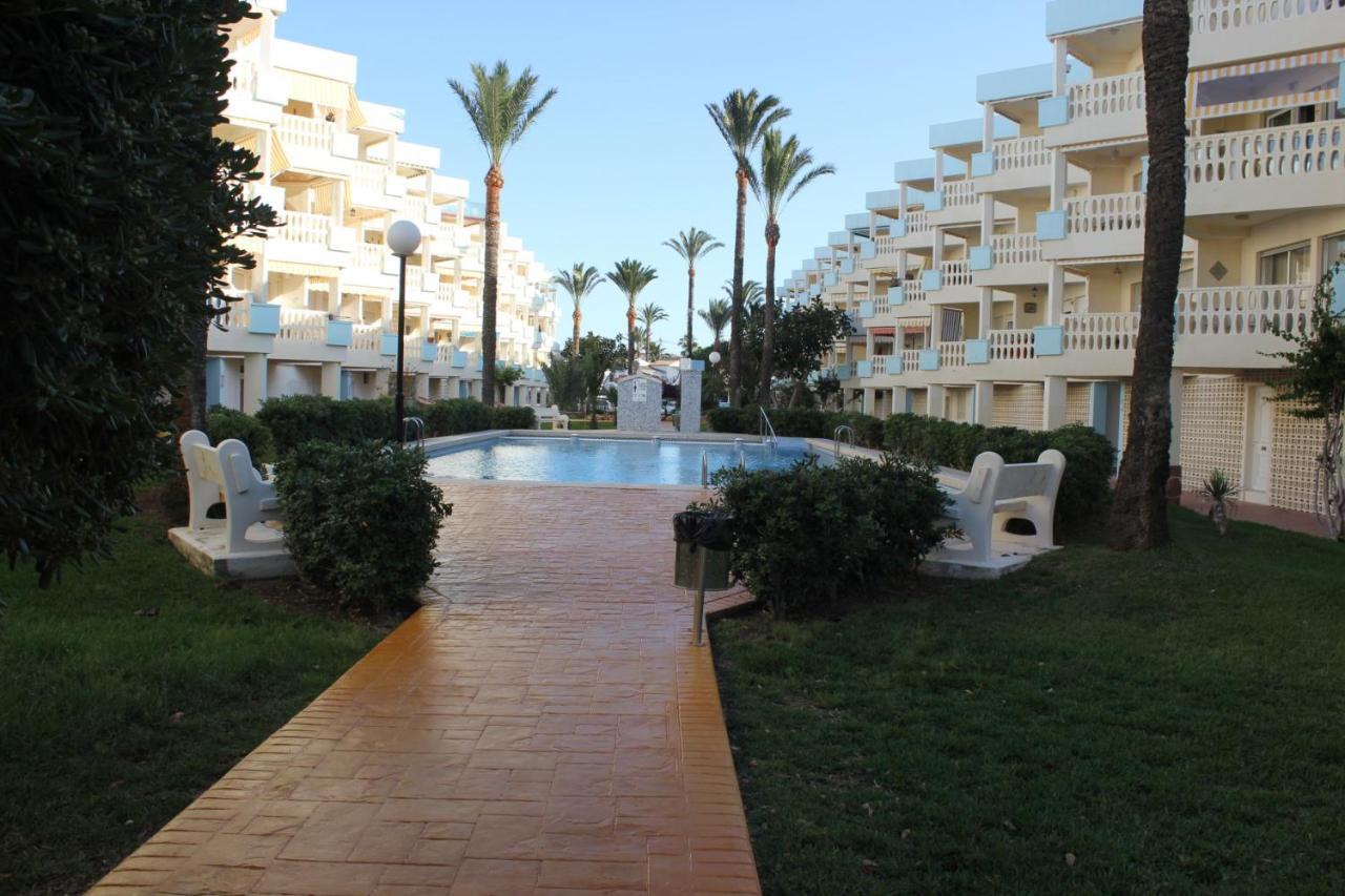 דניה Holiday Beach מראה חיצוני תמונה